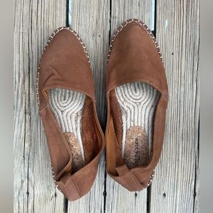 Kelsi Dagger Leather Flat